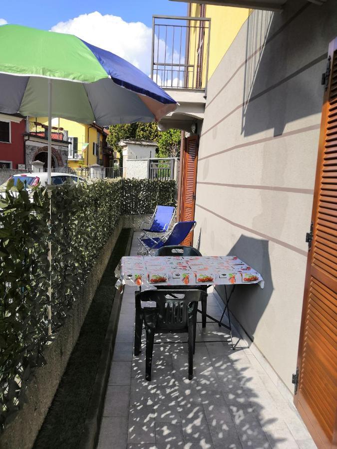 Residenza Silvana Apt A Cielo On The Ground Floor With Parking Вербания Екстериор снимка