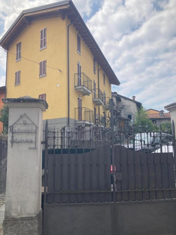 Residenza Silvana Apt A Cielo On The Ground Floor With Parking Вербания Екстериор снимка