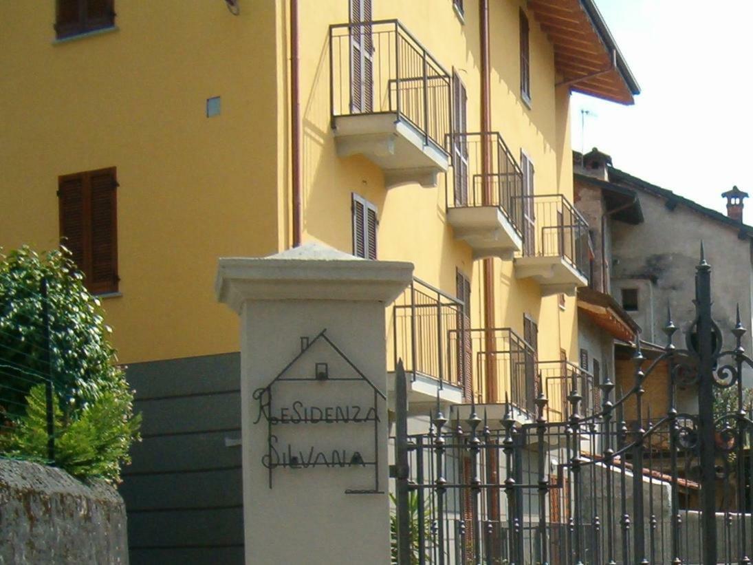 Residenza Silvana Apt A Cielo On The Ground Floor With Parking Вербания Екстериор снимка